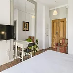 Konukevi The Indy House By Lovelystay