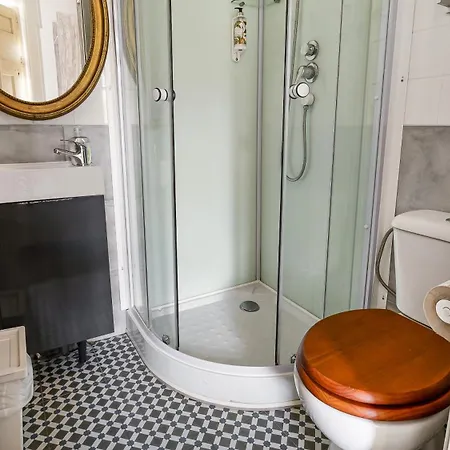 The Indy House By Lovelystay Pensjonat